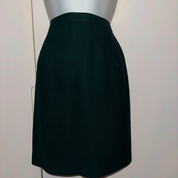 Casual Corner Skirts Green Pencil Skirt Poshmark